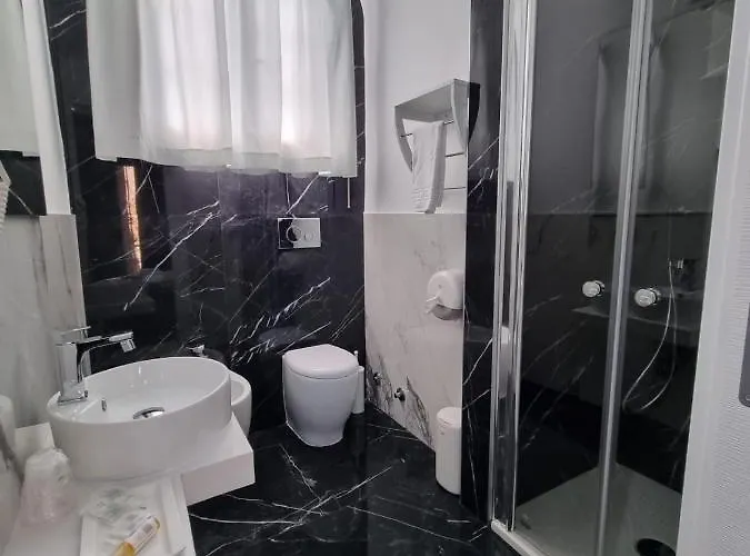 Alojamento de Acomodação e Pequeno-almoço Vico Giunti *